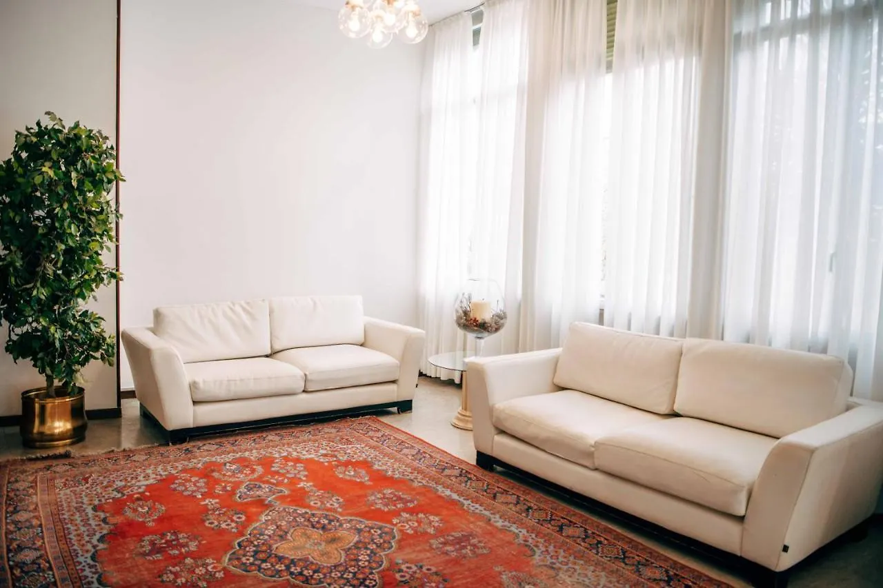 Villa Angela Olympic Garda Lake Toscolano Maderno Hotel