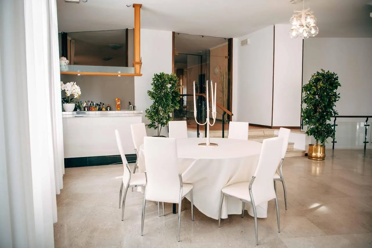 Villa Angela Olympic Garda Lake Toscolano Maderno