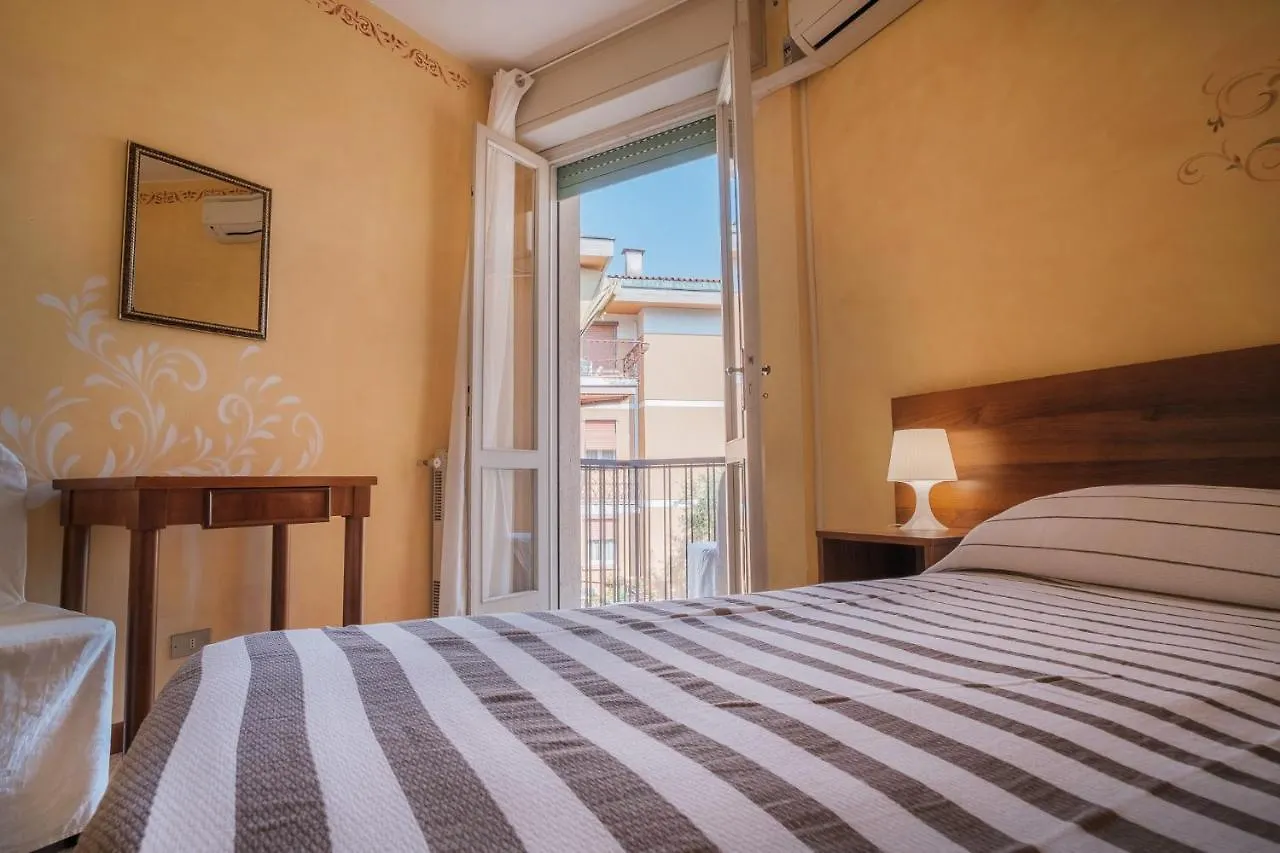 Villa Angela Olympic Garda Lake Toscolano Maderno Hotel