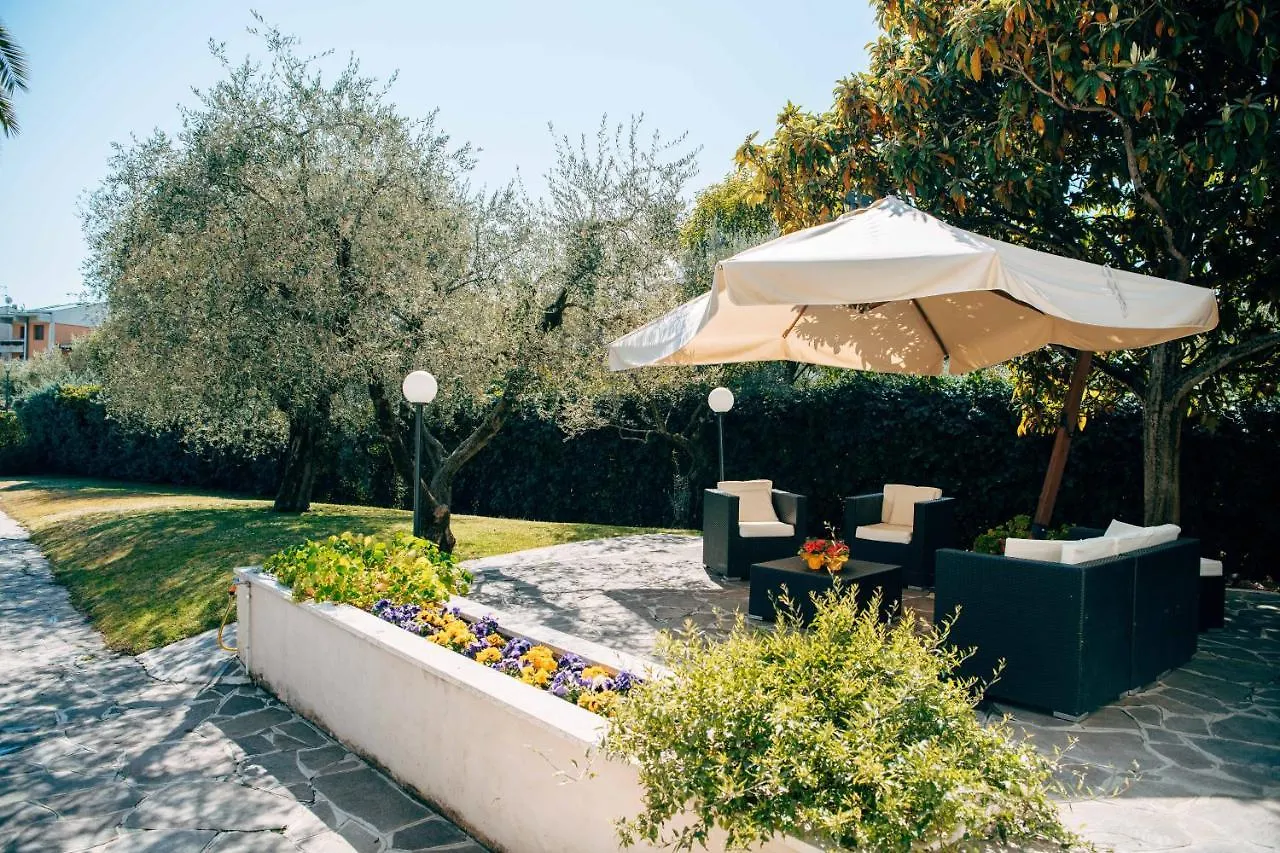 Villa Angela Olympic Garda Lake Toscolano Maderno